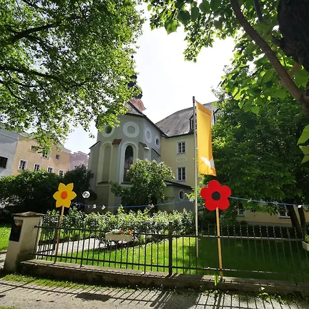 Hotel Haus Der Begegnung Heilig Geist Burghausen