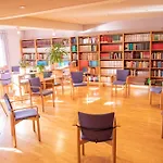 Haus Der Begegnung Heilig Geist * בורגהאוזן