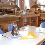 Haus Der Begegnung Heilig Geist בורגהאוזן