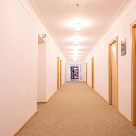 Haus Der Begegnung Heilig Geist Hotell Burghausen