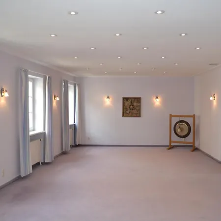 Hotell Haus Der Begegnung Heilig Geist Burghausen