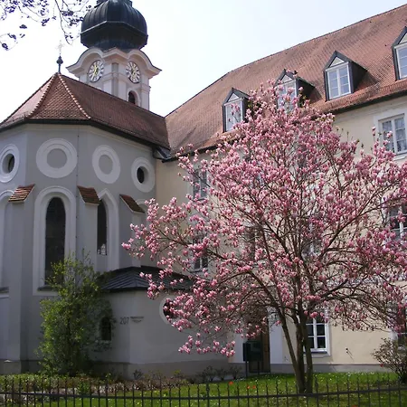 Haus Der Begegnung Heilig Geist Burghausen