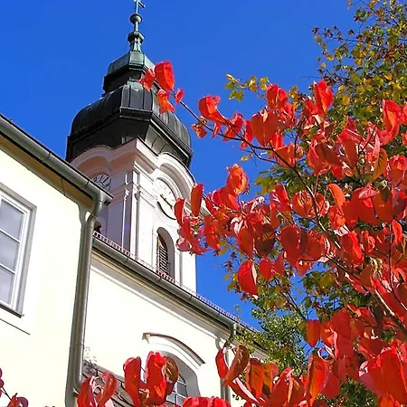 Haus Der Begegnung Heilig Geist * Μπουργκχάουζεν
