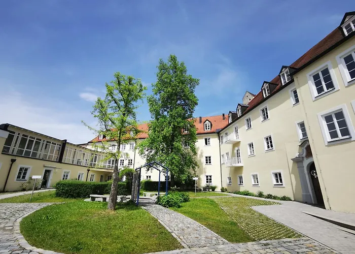 Haus Der Begegnung Heilig Geist Μπουργκχάουζεν